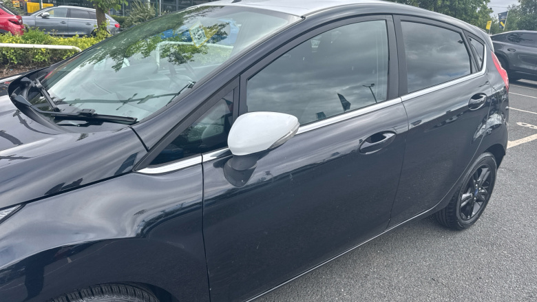 Ford Fiesta 1.25 82 Zetec 5dr Petrol Hatchback